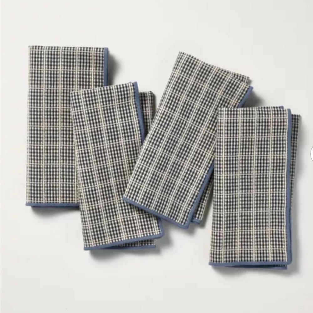 Set of 4 Plaid Cloth Napkins Navy - Hearth & Hand™ with Magnolia